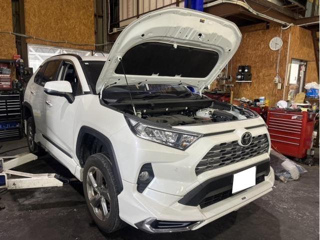トヨタ　ＲＡＶ４　６か月点検　タイヤ交換　佐賀県　三養基郡　みやき町　みやき