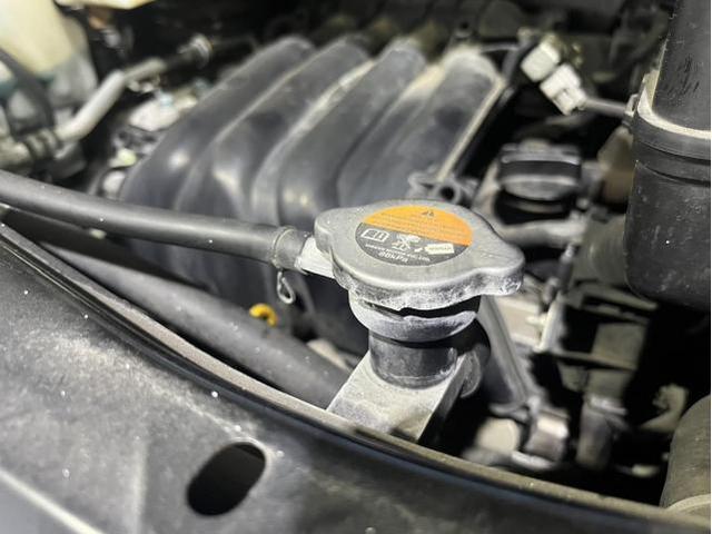 日産　セレナ　ハイウェイスター　Ｓ－ハイブリッド　メンテナンス　ガソリン車用(オイル交換)　オイルエレメント　オイルフィルター　ラジエーターキャップ交換　佐賀県　三養基郡　みやき町　みやき