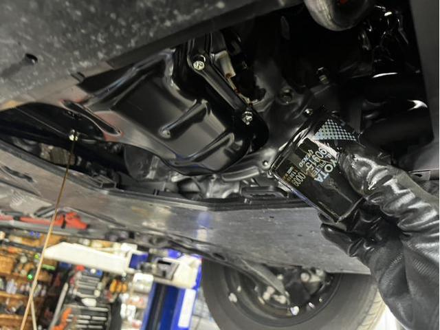 トヨタ　アクア　ガソリン車用(オイル交換)　メンテナンス　エンジンオイル　オイルエレメント　交換　佐賀県　三養基郡　みやき町　みやき