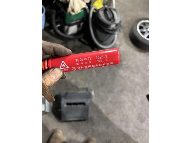 スズキ　キャリイトラック　車検　法定点検　分解整備　メンテナンス　ブレーキフルード　ワイパーブレード　エンジンオイル　オイルエレメント　発煙筒　交換　佐賀県　三養基郡　みやき町　みやき