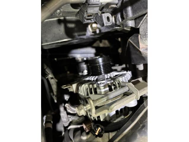 トヨタ　カローラルミオン　電装系修理　走行中異音　オルタネーター　ベルト　バルブリフトコントローラー　交換　佐賀県　三養基郡　みやき町　みやき