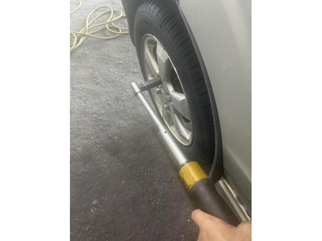 スズキ　エブリイ　ジョインターボ　レッカー　積載　搬送　タイヤ　バースト　ワイヤー出てる　タイヤ交換　バランス調整　佐賀県　三養基郡　みやき町　みやき