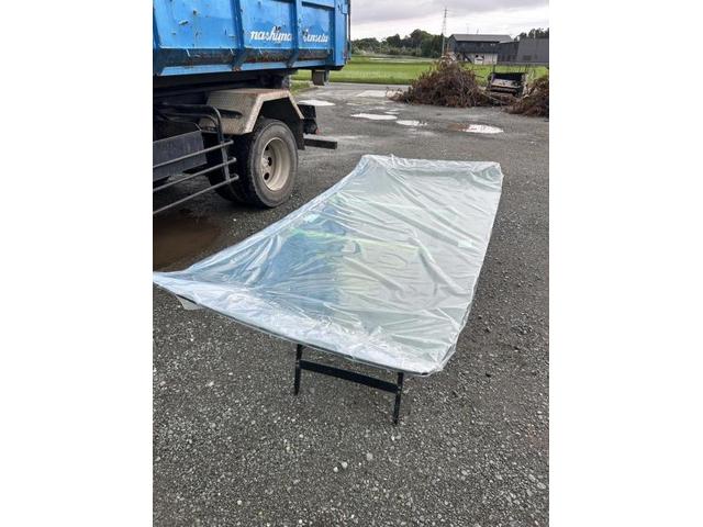 三菱ふそう　ファイター　ガラス交換　スプレー缶爆発　フロントガラス　交換　佐賀県　三養基郡　みやき町　みやき