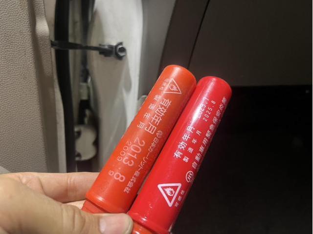 スズキ　アルト　ＶＰ　車検　法定点検　分解整備　メンテナンス　ヘッドライト研磨　グリス漏れ　タイロッドエンドブーツ　発煙筒　タイヤ　交換　バランス調整　佐賀県　三養基郡　みやき町　みやき