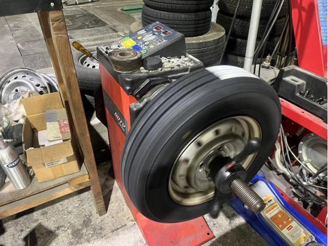 スズキ　アルト　ＶＰ　車検　法定点検　分解整備　メンテナンス　ヘッドライト研磨　グリス漏れ　タイロッドエンドブーツ　発煙筒　タイヤ　交換　バランス調整　佐賀県　三養基郡　みやき町　みやき