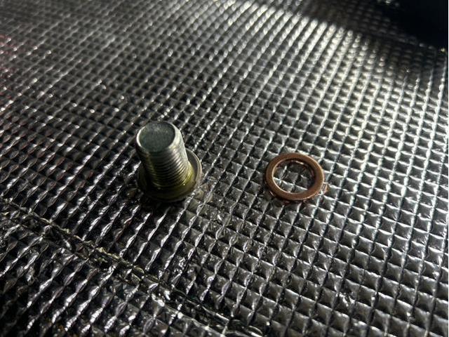 スズキ　スペーシアカスタム　ＸＳ　車検　法定点検　分解整備　メンテナンス　エンジンオイル　オイルエレメント　エアコンフィルター　オイルドレンガスケット　LEDバルブ　交換　佐賀県　三養基郡　みやき町　みやき