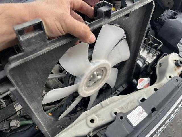 スズキ　ワゴンＲ　FX　電装系修理　エアコンの効きが悪い　ラジエーターファンモーター　交換　佐賀県　三養基郡　みやき町　みやき