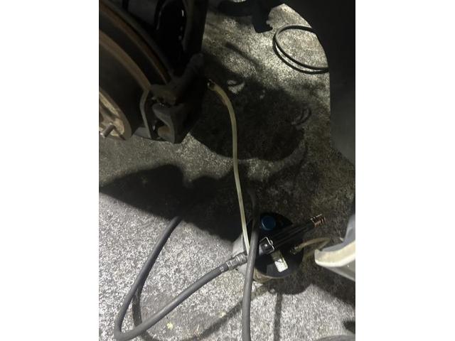 日産　セレナ　ハイウェイスター　車検　法定点検　分解整備　メンテナンス　ブレーキパッド　ブレーキフルード　交換　佐賀県　三養基郡　みやき町　みやき