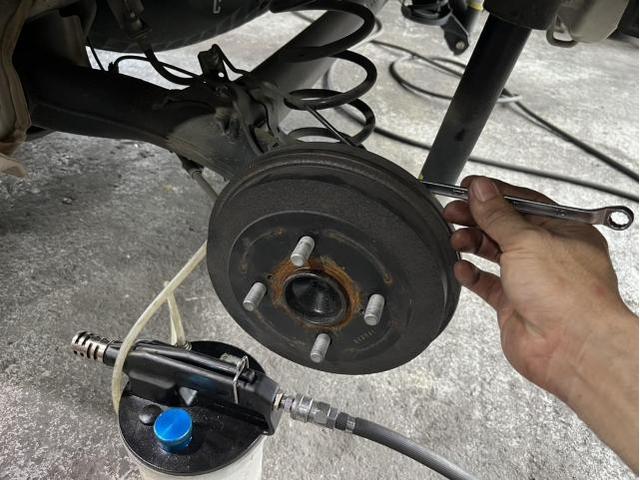 ダイハツ　ムーヴキャンバス　XリミテッドメイクアップSAⅡ　車検　法定点検　分解整備　メンテナンス　エンジンオイル　オイルエレメント　ブレーキフルード　交換　佐賀県　三養基郡　みやき町　みやき