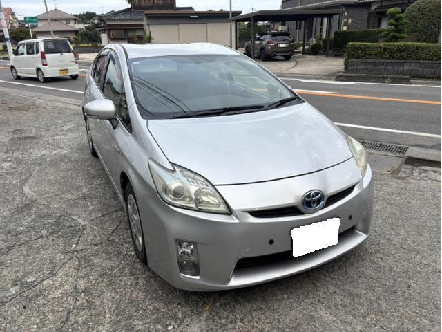 トヨタ　プリウス　G　メンテナンス　パンク　タイヤ交換　バランス調整　佐賀県　三養基郡　みやき町　みやき