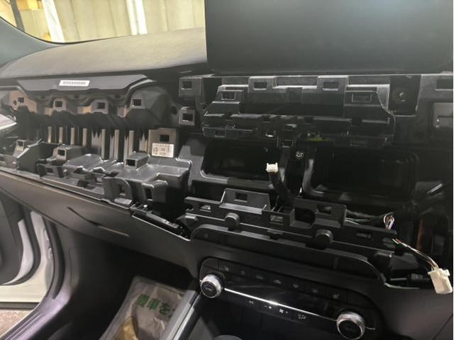 マツダ　ＣＸ－５　25Sスポーツアピアランス　内装補修・修理　保障修理　ヘッドアップディスプレイ　映らない　ヘッドアップディスプレイ　交換　佐賀県　三養基郡　みやき町　みやき