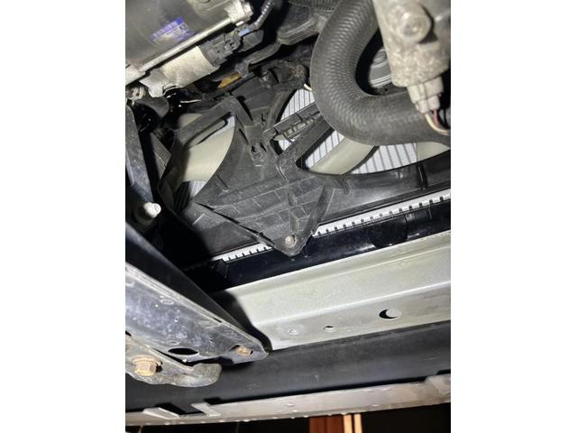 トヨタ　ヴォクシー　ＺＳ　電装系修理　ラジエーター　コンデンサー　クーラント　交換　佐賀県　三養基郡　みやき町　みやき
