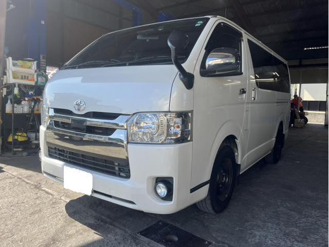 トヨタ　ハイエースバン　スーパーGL　50TH　ANINIVERSARY　LIMIT　車検 　法定点検　分解整備　メンテナンス　エンジンオイル　オイルエレメント　フューエルエレメント　バッテリー　交換　佐賀県　三養基郡　みやき町　みやき