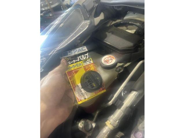 トヨタ プリウス S 法定点検 12ヵ月点検 メンテナンス リース車 エンジンオイル オイルエレメント ラジエーターキャップ エアーエレメント エアコンフィルター 交換 佐賀県 三養基郡 みやき町 みやき