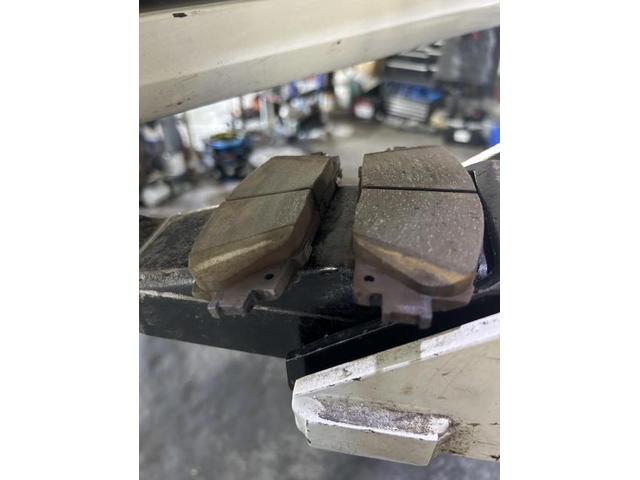 トヨタ プリウス S 法定点検 12ヵ月点検 メンテナンス リース車 エンジンオイル オイルエレメント ラジエーターキャップ エアーエレメント エアコンフィルター 交換 佐賀県 三養基郡 みやき町 みやき