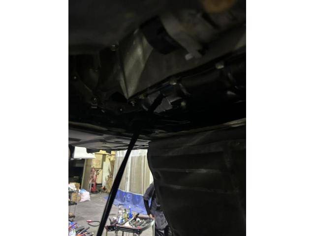 トヨタ プリウスα S 車販売前整備 車検 法定点検 分解整備 メンテナンス エンジンオイル オイルエレメント 交換 佐賀県 三養基郡 みやき町 みやき