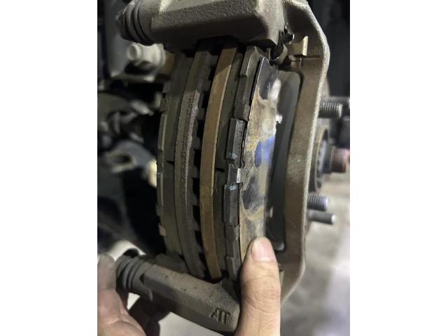 トヨタ プリウスα S 車販売前整備 車検 法定点検 分解整備 メンテナンス エンジンオイル オイルエレメント 交換 佐賀県 三養基郡 みやき町 みやき