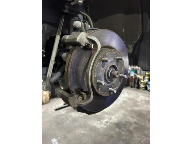 トヨタ プリウスα S 車販売前整備 車検 法定点検 分解整備 メンテナンス エンジンオイル オイルエレメント 交換 佐賀県 三養基郡 みやき町 みやき