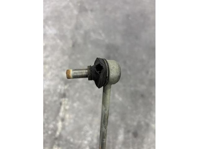 トヨタ ヴォクシー ZS煌Ⅱ 車検 法定点検 分解整備 メンテナンス フロントブレーキパッド スタビライザリンクロッド ドライブマチベルト エアコンフィルター 交換 佐賀県 三養基郡 みやき町 みやき