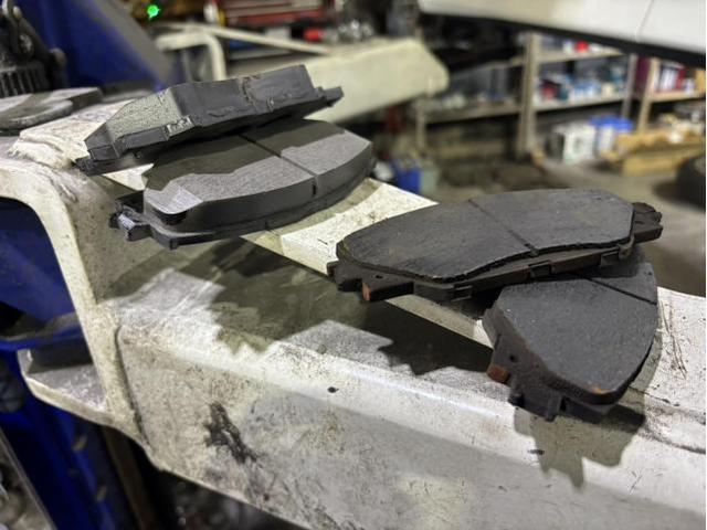 トヨタ ヴォクシー ZS煌Ⅱ 車検 法定点検 分解整備 メンテナンス フロントブレーキパッド スタビライザリンクロッド ドライブマチベルト エアコンフィルター 交換 佐賀県 三養基郡 みやき町 みやき