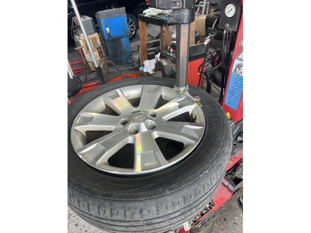 三菱　デリカＤ：５　ガソリン車用(オイル交換)　メンテナンス　エンジンオイル　オイルエレメント　タイヤ　交換　バランス調整　佐賀県　三養基郡　みやき町　みやき