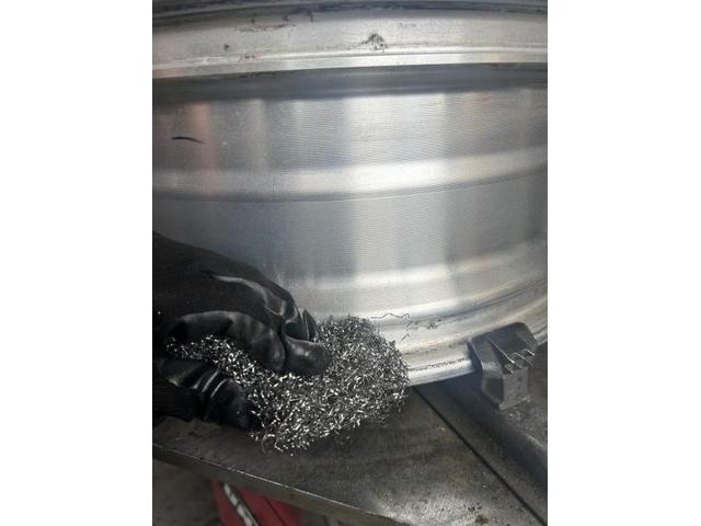 三菱　デリカＤ：５　ガソリン車用(オイル交換)　メンテナンス　エンジンオイル　オイルエレメント　タイヤ　交換　バランス調整　佐賀県　三養基郡　みやき町　みやき