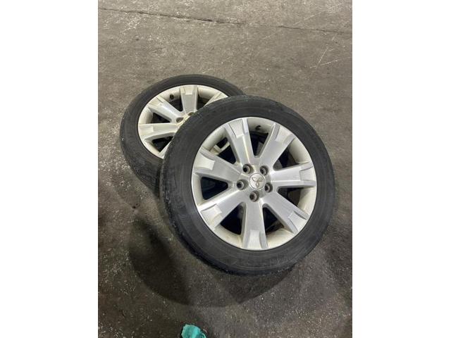 三菱　デリカＤ：５　ガソリン車用(オイル交換)　メンテナンス　エンジンオイル　オイルエレメント　タイヤ　交換　バランス調整　佐賀県　三養基郡　みやき町　みやき