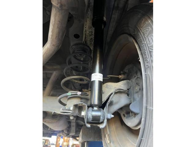 ホンダ　Ｎ－ＯＮＥ　GLパッケージ　サスペンション・足回り修理・整備　リアショックアブソーバー　オイル漏れ　交換　佐賀県　三養基郡　みやき町　みやき