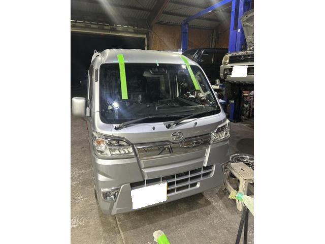 ダイハツ　ハイゼットトラック　ガラス交換　飛び石　キズ　フロントガラス　交換　佐賀県　三養基郡　みやき町　みやき