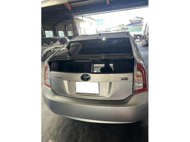 トヨタ　プリウス　S　ガラス交換　飛び石　ヒビ　フロントガラス　交換　佐賀県　三養基郡　みやき町　みやき