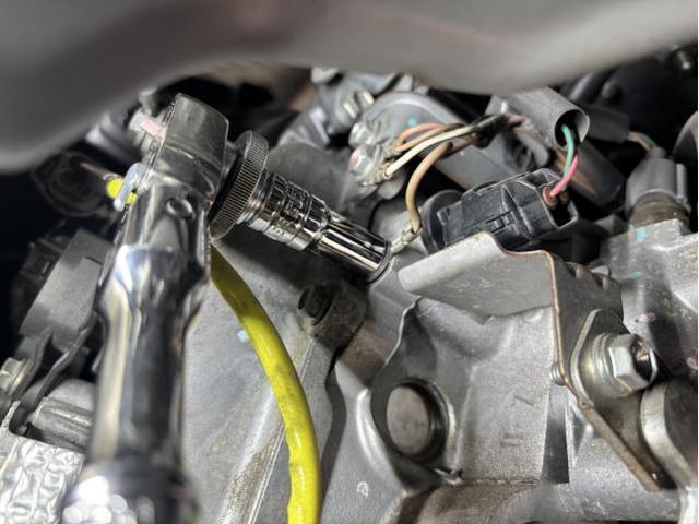 トヨタ　タウンエースバン　GL　ミッション・駆動系修理・整備　アースのボルトが緩んでオートマ変速不良　ボルト　締め直し　佐賀県　三養基郡　みやき町　みやき