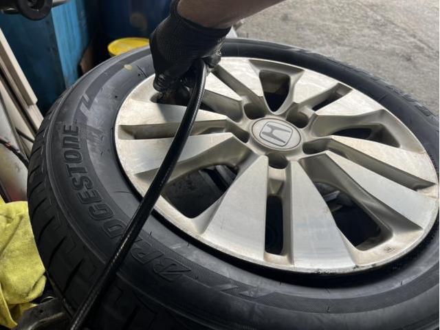 ホンダ　ステップワゴンスパーダ　Z　バースト　走行不可　レッカー　タイヤ　交換　バランス調整　佐賀県　三養基郡　みやき町　みやき