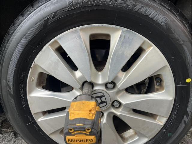 ホンダ　ステップワゴンスパーダ　Z　バースト　走行不可　レッカー　タイヤ　交換　バランス調整　佐賀県　三養基郡　みやき町　みやき