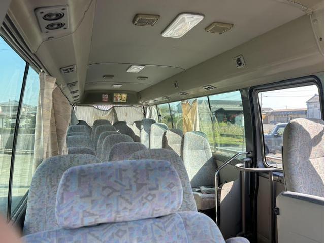 トヨタ　コースター　バス　カーフィルム　リアガラス　全面　IR断熱スモークフィルム10％　施工　佐賀県　三養基郡　みやき町　みやき