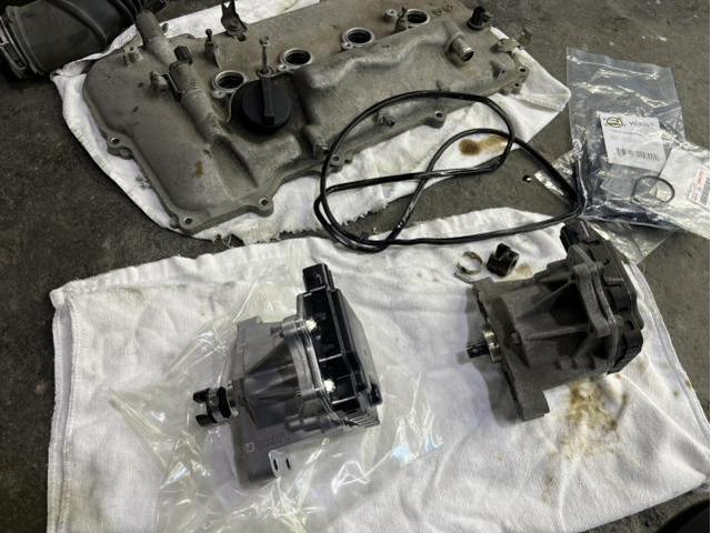 トヨタ　ヴォクシー　XCパッケージ　エンジン関連修理・整備　エンジンチェックランプ点灯　コンティニュアスリバリアブルバルブリフトコントローラー　交換　佐賀県　三養基郡　みやき町　みやき