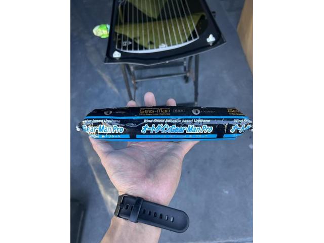 ホンダ　Ｎ－ＢＯＸ　板金塗装後　リアガラス　取付　佐賀県　三養基郡　みやき町　みやき