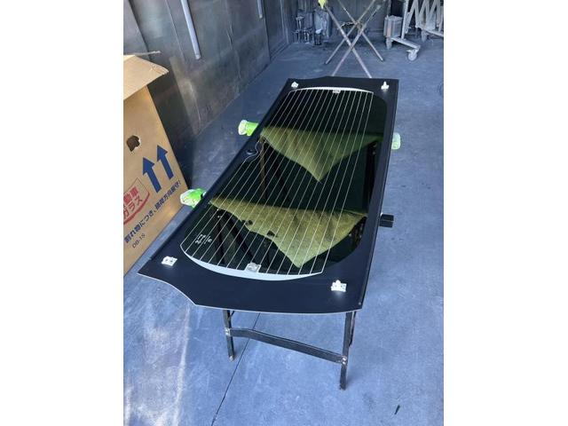 ホンダ　Ｎ－ＢＯＸ　板金塗装後　リアガラス　取付　佐賀県　三養基郡　みやき町　みやき