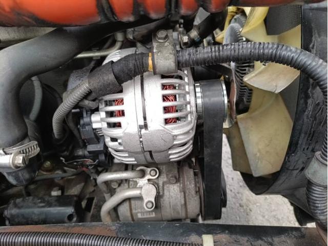 三菱ふそう　キャンター　電装系修理　リース　オルタネーター　脱落　出張　オルタネーター　ファンベルト　テンショナー　交換　佐賀県　三養基郡　みやき町　みやき