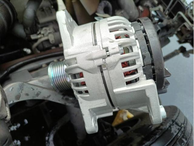 三菱ふそう　キャンター　電装系修理　リース　オルタネーター　脱落　出張　オルタネーター　ファンベルト　テンショナー　交換　佐賀県　三養基郡　みやき町　みやき