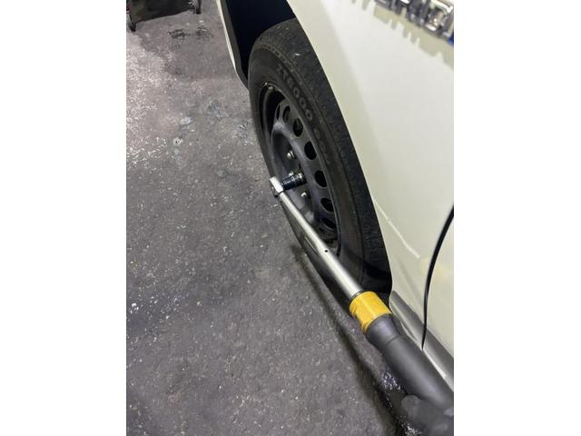 トヨタ　アクア　S　車検　法定点検　分解整備　メンテナンス　エンジンオイル　ATF　発煙筒　ブレーキフルード　エアーエレメント　エアコンフィルター　スパークプラグ　バッテリー　交換　佐賀県　三養基郡　みやき町　みやき