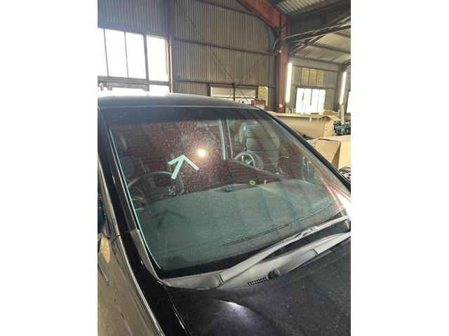 ホンダ　ステップワゴンスパーダ　Z　ガラス交換　飛び石　キズ　フロントガラス　交換　保険対応　佐賀県　三養基郡　みやき町　みやき