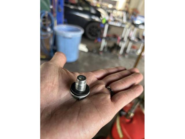 トヨタ　クラウン　アスリートS-T　ガソリン車用(オイル交換)　メンテナンス　エンジンオイル　オイルエレメント　交換　佐賀県　三養基郡　みやき町　みやき