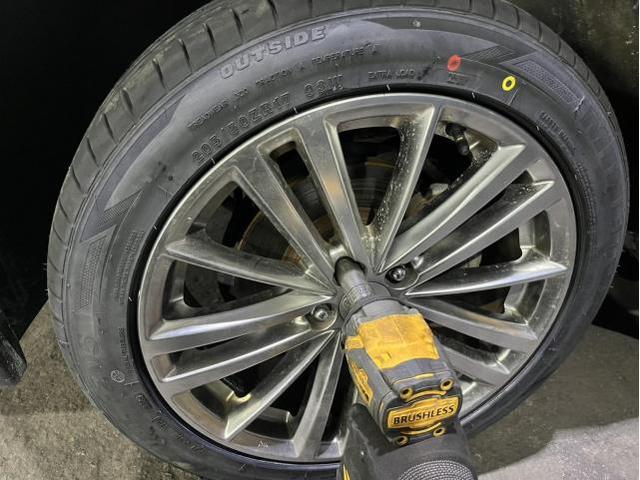 スバル　インプレッサＧ４　2.0i-sアイサイト　車販売整備　タイヤ　交換　バランス調整　佐賀県　三養基郡　みやき町　みやき