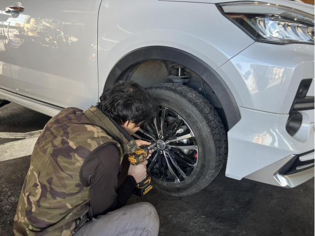 トヨタ　ライズ　Z　メンテナンス・日常点検　スタッドレスタイヤ　履き替え　空気圧調整　佐賀県　三養基郡　みやき町　みやき