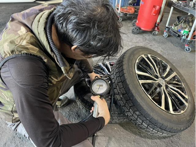 トヨタ　ライズ　Z　メンテナンス・日常点検　スタッドレスタイヤ　履き替え　空気圧調整　佐賀県　三養基郡　みやき町　みやき