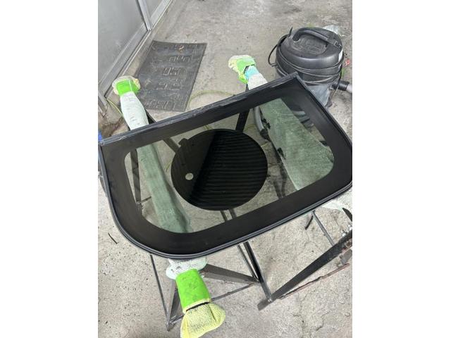 ダイハツ　タント　カスタムX　ガラス交換　保険対応　サイドウィンドウガラス　割れ　交換　佐賀県　三養基郡　みやき町　みやき