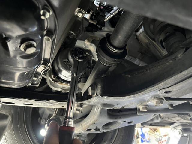 トヨタ　プリウスα　S　ガソリン車用(オイル交換)　メンテナンス　エンジンオイル　オイルエレメント　交換　佐賀県　三養基郡　みやき町　みやき