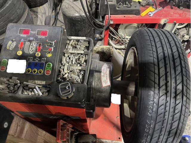 ホンダ　Ｎ－ＢＯＸカスタム　G・Lパッケージ　メンテナンス・日常点検　タイヤ　交換　バランス調整　佐賀県　三養基郡　みやき町　みやき