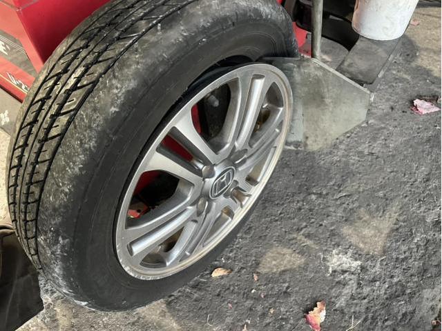 ホンダ　Ｎ－ＢＯＸカスタム　G・Lパッケージ　メンテナンス・日常点検　タイヤ　交換　バランス調整　佐賀県　三養基郡　みやき町　みやき