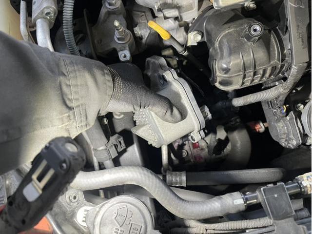 トヨタ　プリウス　S　エンジン関連修理・整備　異音　ウォーターポンプ　交換　佐賀県　三養基郡　みやき町　みやき